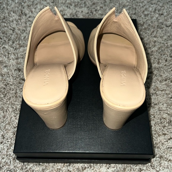 Vince Sandals! - Picture 4 of 10